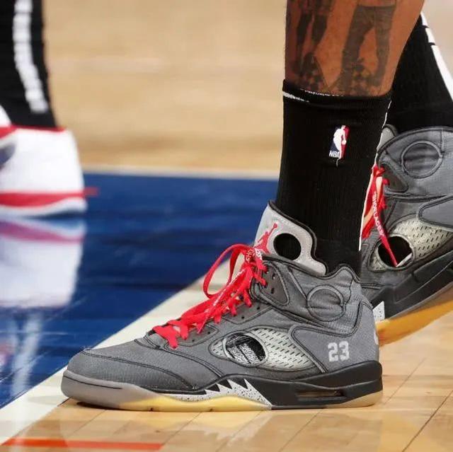 萨拉赫对于加盟皇马，巴萨和拜仁持开放态度（萨拉赫不排斥加盟皇马、巴萨或拜仁）