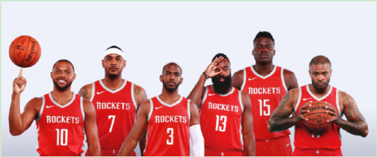 莱奥：我正在学习踢中锋，球队在场内场外都在帮助我（莱奥：正适应中锋角色，球队在场内外都在支持我）