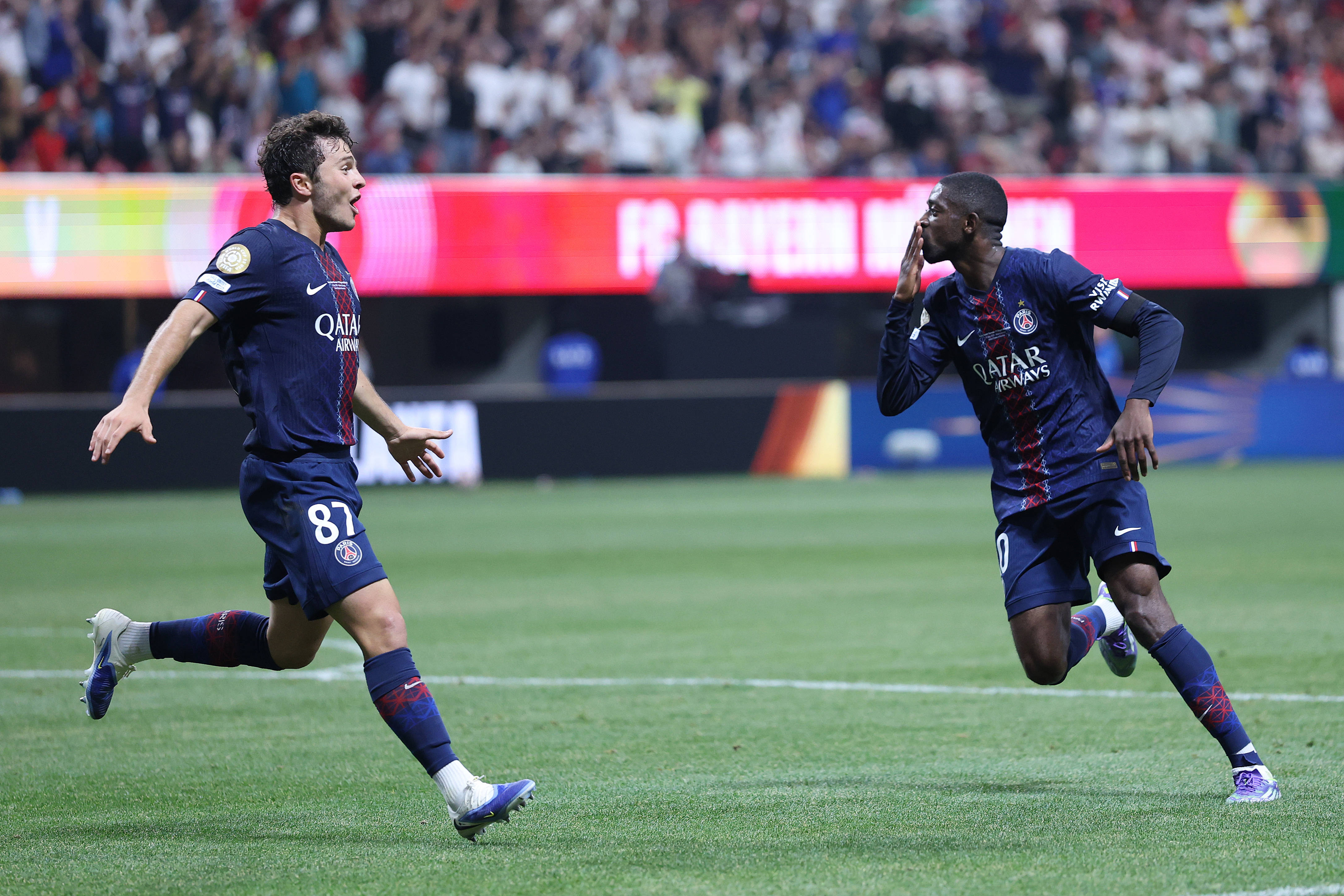 鲁媒：相比外教，韩鹏最大优势是对泰山的信仰以及积累的威望（鲁媒：韩鹏胜过外教在于对泰山的信念与多年累积的威望）