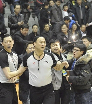 官方：姆巴佩、卡马文加和夸迪奥-科内均返回各自俱乐部（官方消息：姆巴佩、卡马文加、夸迪奥-科内已各自归队）