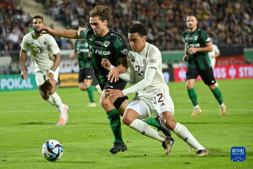 健身教练转行短跑选手拿下银牌刀锋战士减重几十公斤拿下银牌