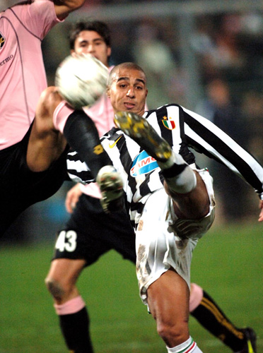 马尔基西奥玩皇马传奇二选一：C罗＞齐达内、大罗（马尔基西奥皇马传奇二选一：C罗力压齐达内与大罗）