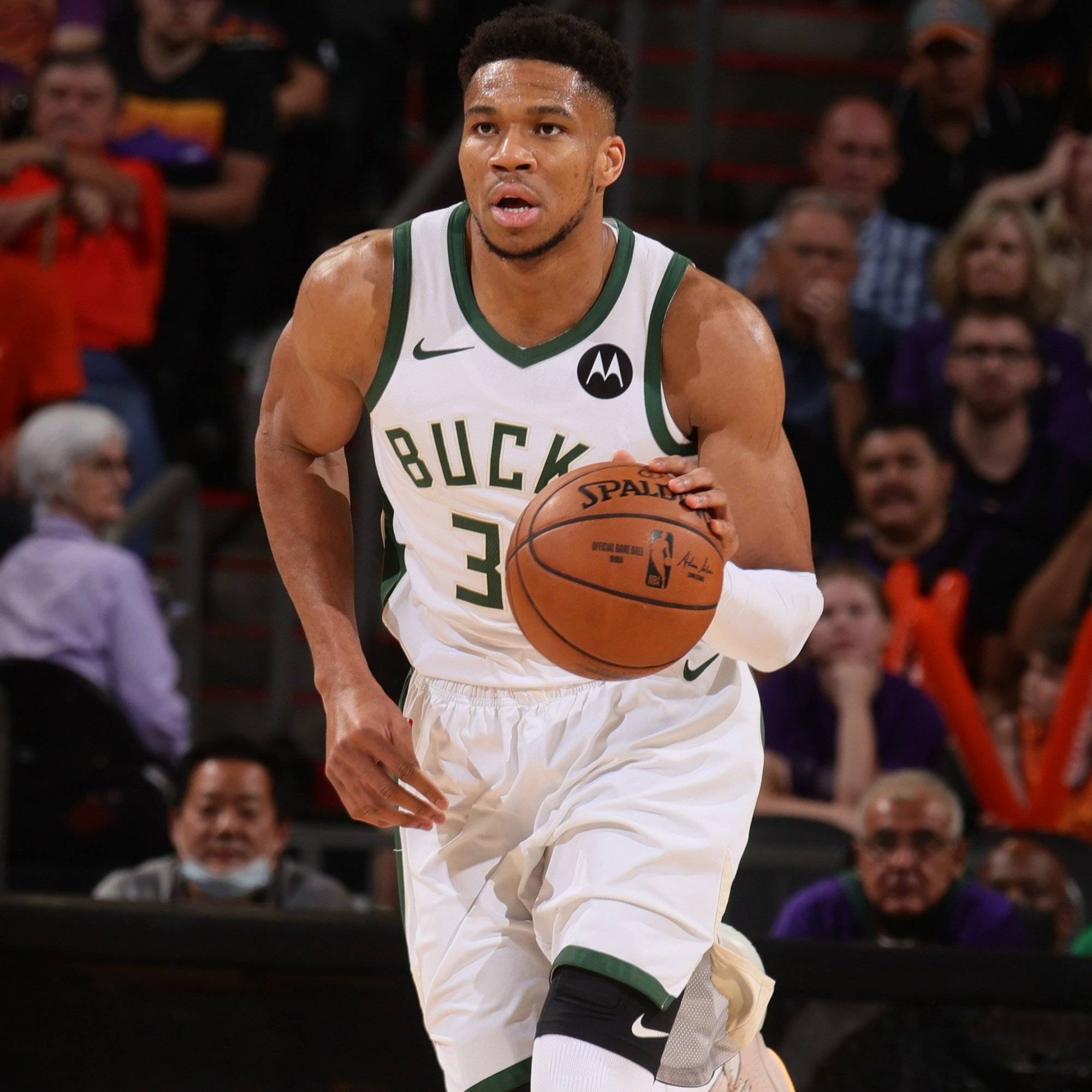 罗体：米兰vs拉齐奥VAR将被停哨；主裁未判点球正确但解释有误（罗马体育报：米兰对拉齐奥涉事VAR将被停赛，主裁拒判点球无误但解释不当）