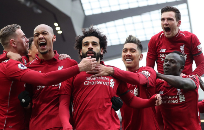 英超战报：西蒙斯传射，里沙利松破门，热刺2-0布伦特福德（英超战况：西蒙斯传射立功，里沙利松破门，热刺2-0击败布伦特福德）